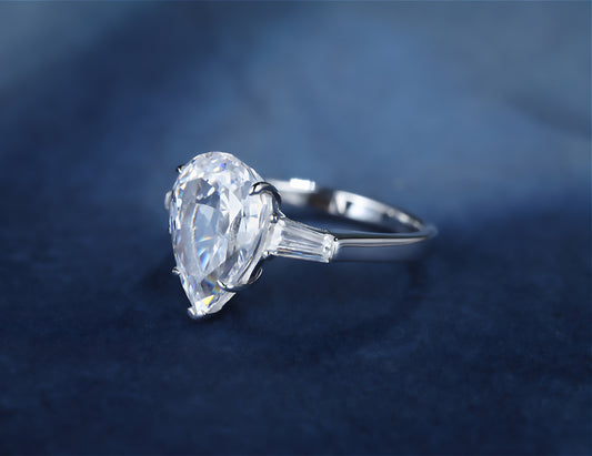 Prelude No. 1 | 'Diamond' Pear Shaped Trinity Ring